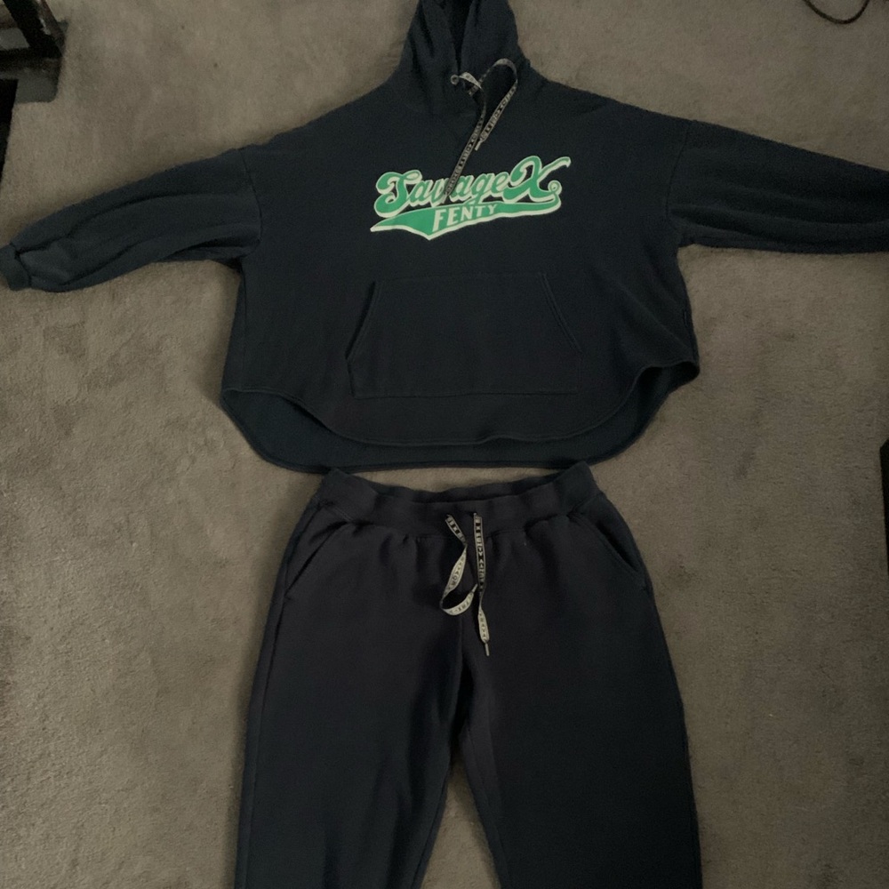 Navy Blue Matching Sweatsuit with hoodie and pouch by Savage X Fenty. Size M/L